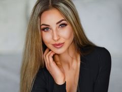 LisaVale from LiveJasmin