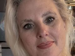 Lisanix from LiveJasmin