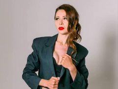 Lisicia from LiveJasmin