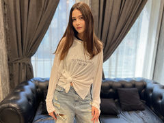 LivHickman from LiveJasmin