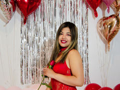 LizzaPedraz - female with brown hair and  big tits webcam at LiveJasmin