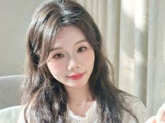 lingzi from LiveJasmin