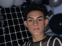 LoganDavis from LiveJasmin