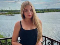 LoisWhite - blond female webcam at LiveJasmin