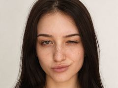 LolaAlicanto from LiveJasmin