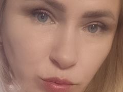 LolaGomec from LiveJasmin