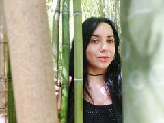 lolamento - female with black hair and  big tits webcam at LiveJasmin
