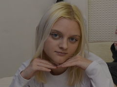 LolaNyx - blond female with  big tits webcam at LiveJasmin