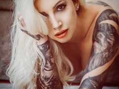 DaniAmy - blond female with  big tits webcam at ImLive