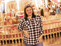 LollaMiles - female with black hair and  big tits webcam at LiveJasmin