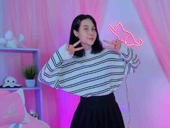 LoonaYui from LiveJasmin