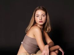 LoraAlgood from LiveJasmin