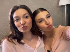 LoraAndLilian from LiveJasmin
