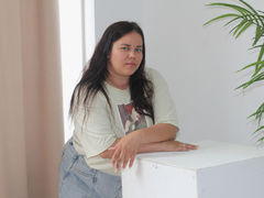 LoraBrein - female with brown hair and  big tits webcam at LiveJasmin