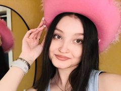 LorenaMalueg from LiveJasmin