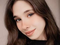 LorettaChristley - female with brown hair webcam at LiveJasmin