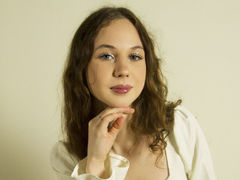 LoriPerry from LiveJasmin