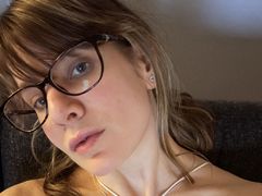 LotusTera - blond female webcam at LiveJasmin