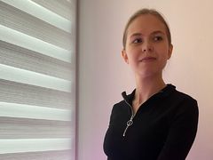 LouVillata from LiveJasmin