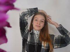 LouieRooth from LiveJasmin