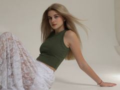 LouisaKulzer from LiveJasmin