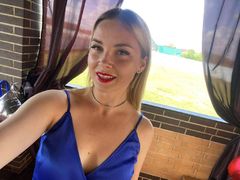 LouiseHall from LiveJasmin