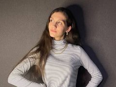 LourieSlauson from LiveJasmin