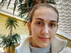 LourieSlauson - female with brown hair webcam at LiveJasmin