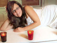 Loveatschka - female with brown hair and  big tits webcam at LiveJasmin