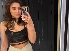 LovelyTeona from LiveJasmin