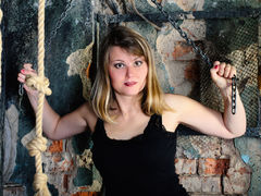 Loveway - blond female webcam at LiveJasmin