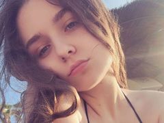 LuanaContratto from LiveJasmin