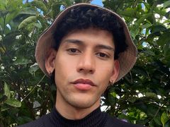 LucaLewis - male webcam at LiveJasmin