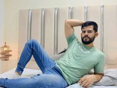 LucasBeaumont from LiveJasmin