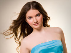 LuciaMartorell - blond female webcam at LiveJasmin