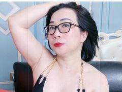 LucianaMecacci - female with black hair webcam at LiveJasmin