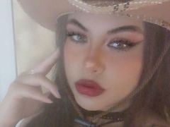 LucianaRous from LiveJasmin