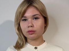 LucienneCollard from LiveJasmin