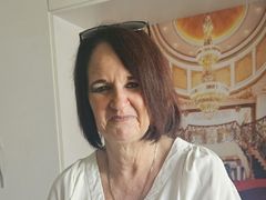 LuciousGrace - female with brown hair and  big tits webcam at LiveJasmin