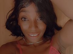 LuckiiRoyale from LiveJasmin