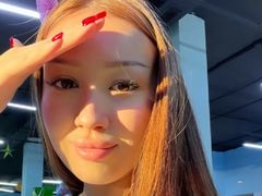 LucyAurexia from LiveJasmin