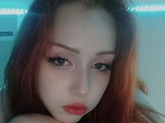 LucyBatter from LiveJasmin