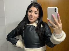 LucyBellerose from LiveJasmin