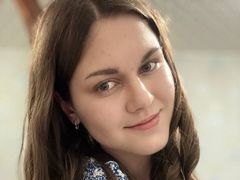 LucyGro from LiveJasmin
