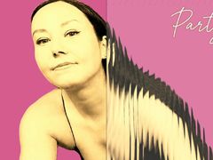 LucyLevatto - female with black hair webcam at LiveJasmin