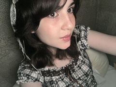 LuluEklov from LiveJasmin