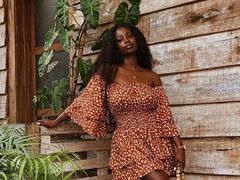 LuluWilde - female with black hair webcam at LiveJasmin