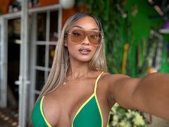 LunaAllure from LiveJasmin