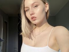 LunaAshes from LiveJasmin