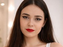 LunaBlazen from LiveJasmin